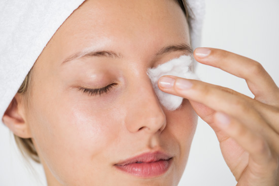 Eye Lid Scrub Treatment at Levin Eyecare